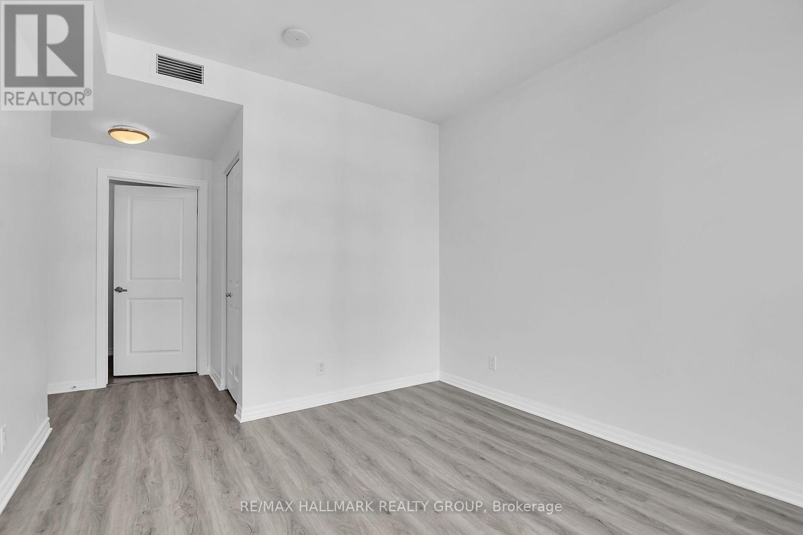 #1501 242 RIDEAU STREET - 20