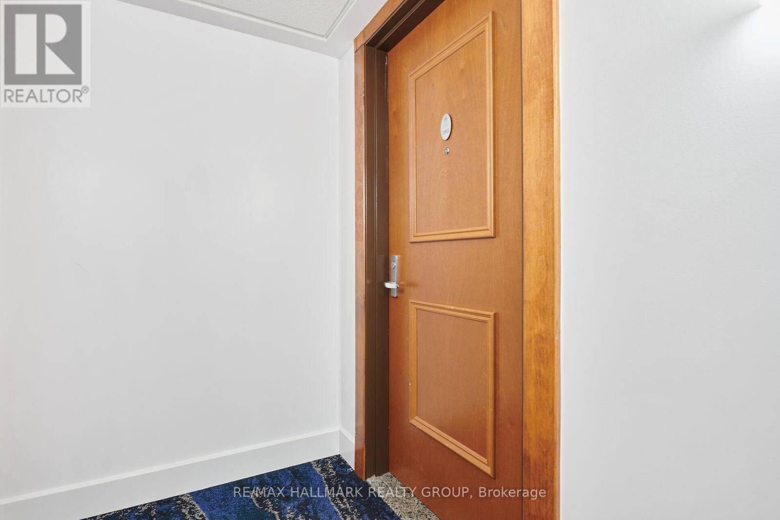 Apartment entrance door