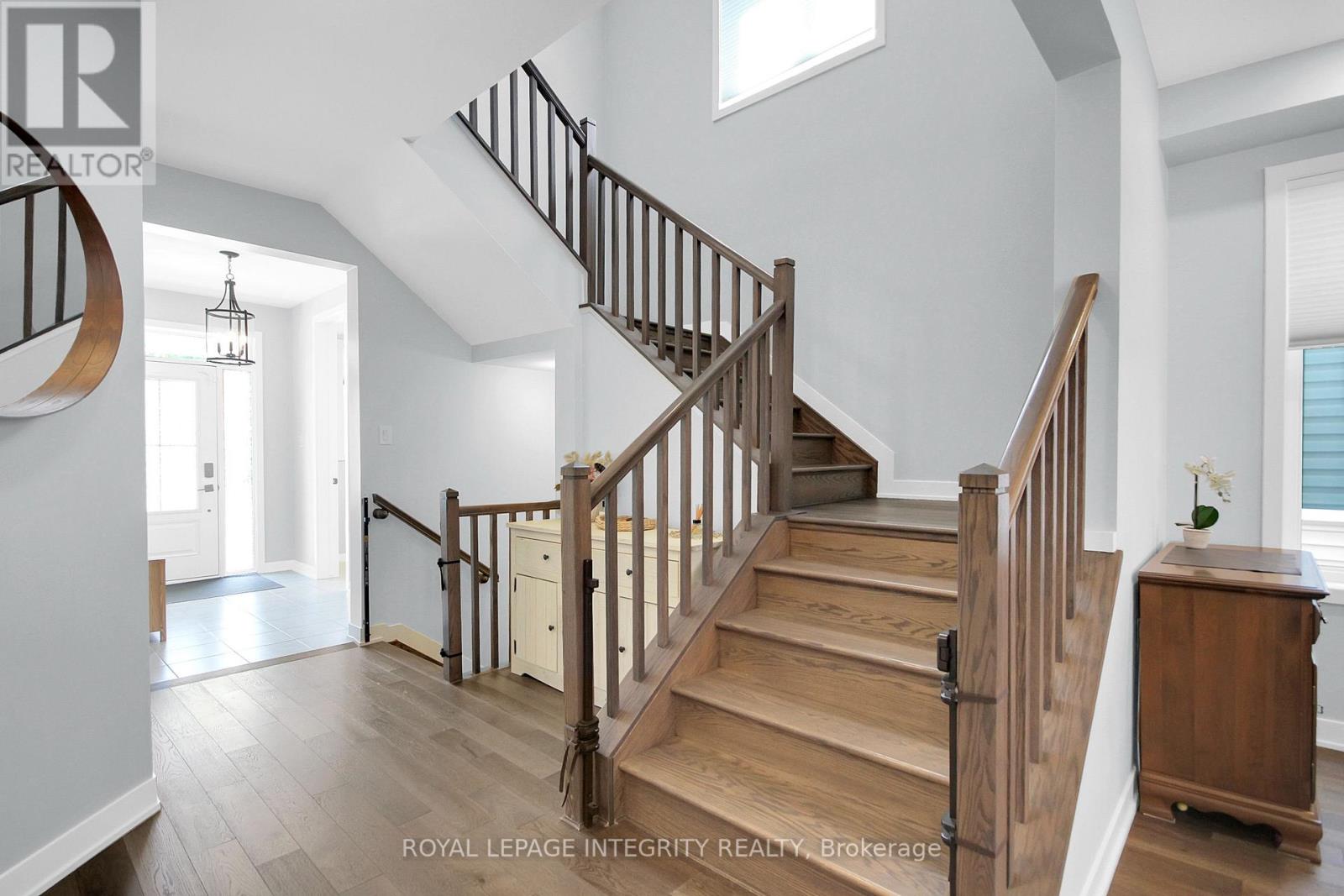 774 DERREEN AVENUE - 25