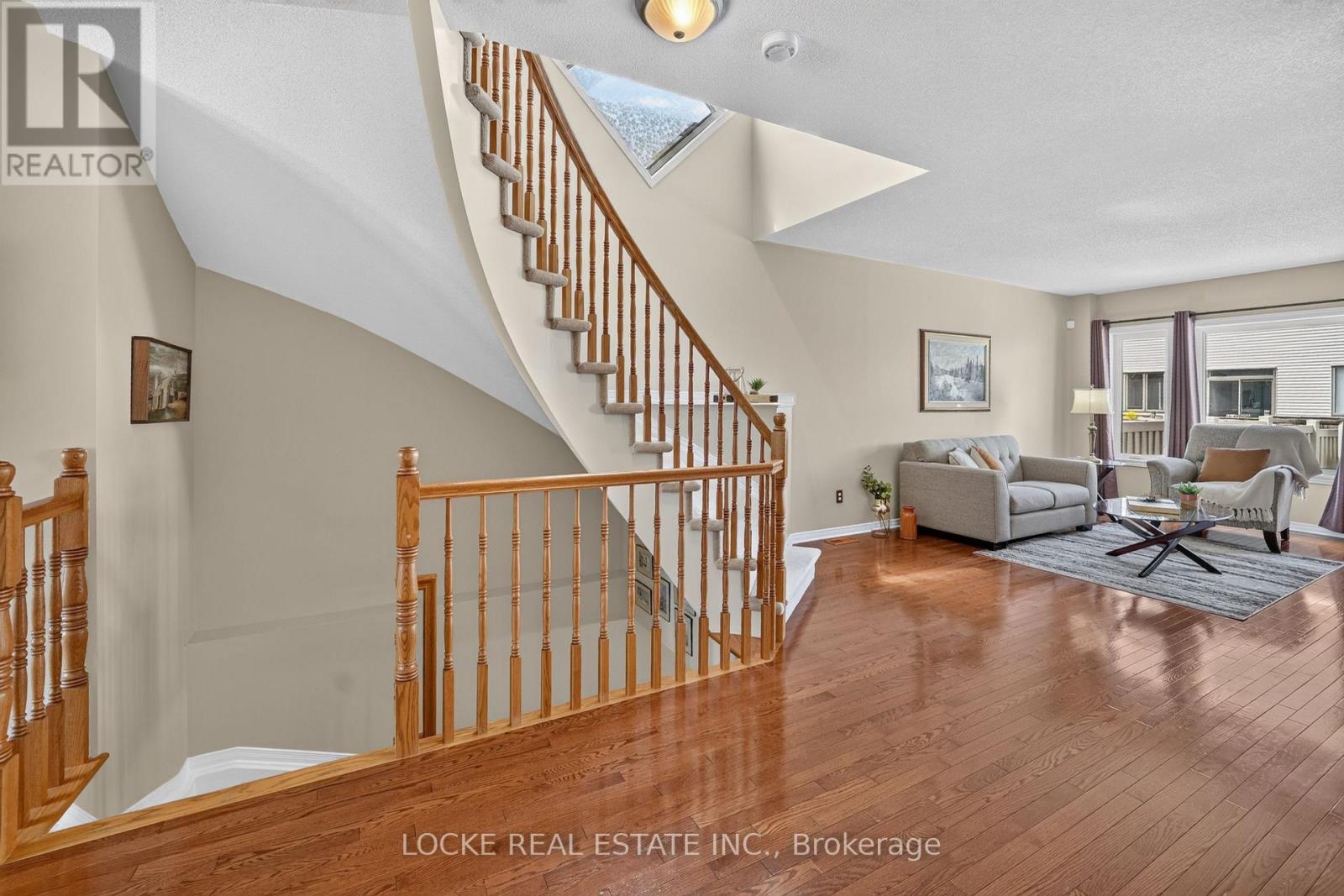 3 Bed, 3 Bath House for Sale in Ottawa – 1127 BRASSEUR CRESCENT, Ottawa – MLS# X13649754 - Image 36