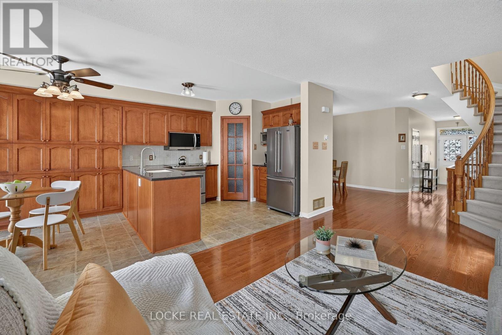3 Bed, 3 Bath House for Sale in Ottawa – 1127 BRASSEUR CRESCENT, Ottawa – MLS# X13649754 - Image 8