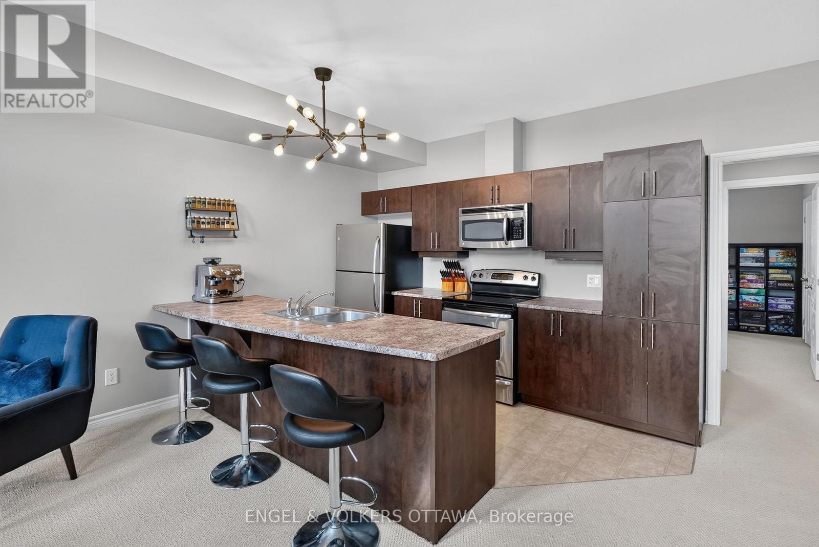 123 EYE BRIGHT CRESCENT - 12