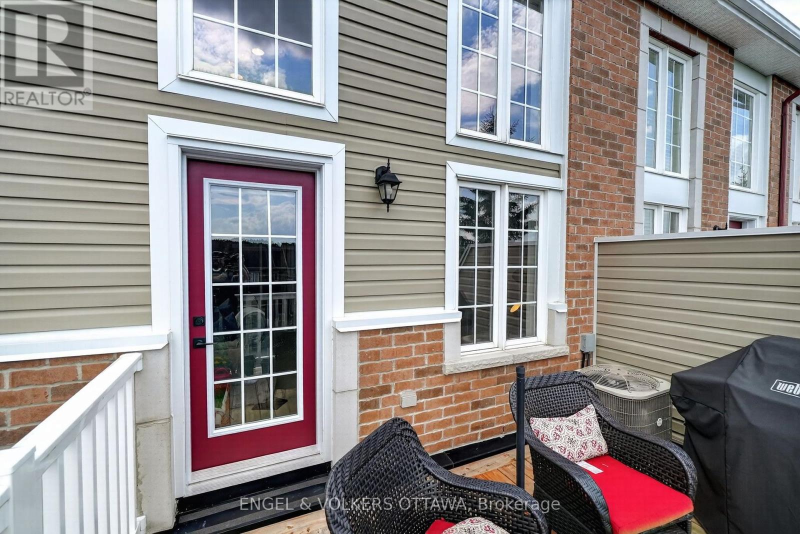2 Bed, 2 Bath House for Sale in Ottawa – 123 EYE BRIGHT CRESCENT, Ottawa – MLS# X13649806 - Image 22
