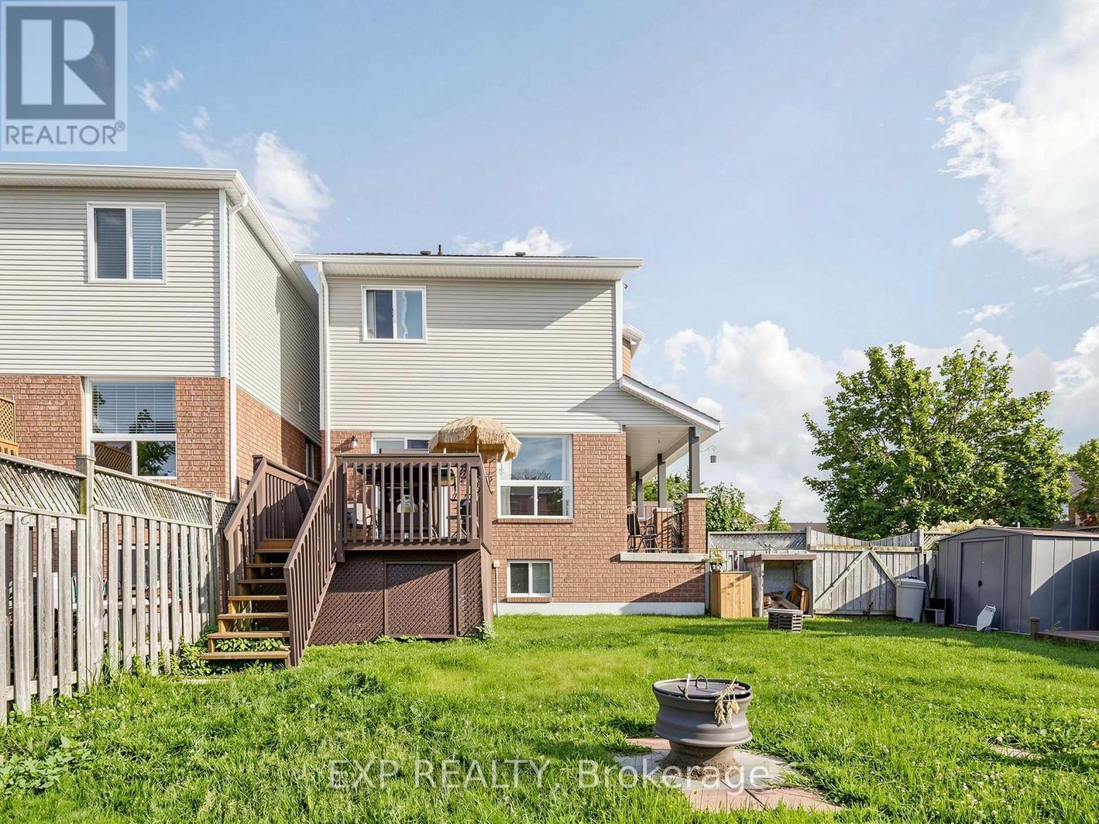 33 WRENDALE CRESCENT - 42