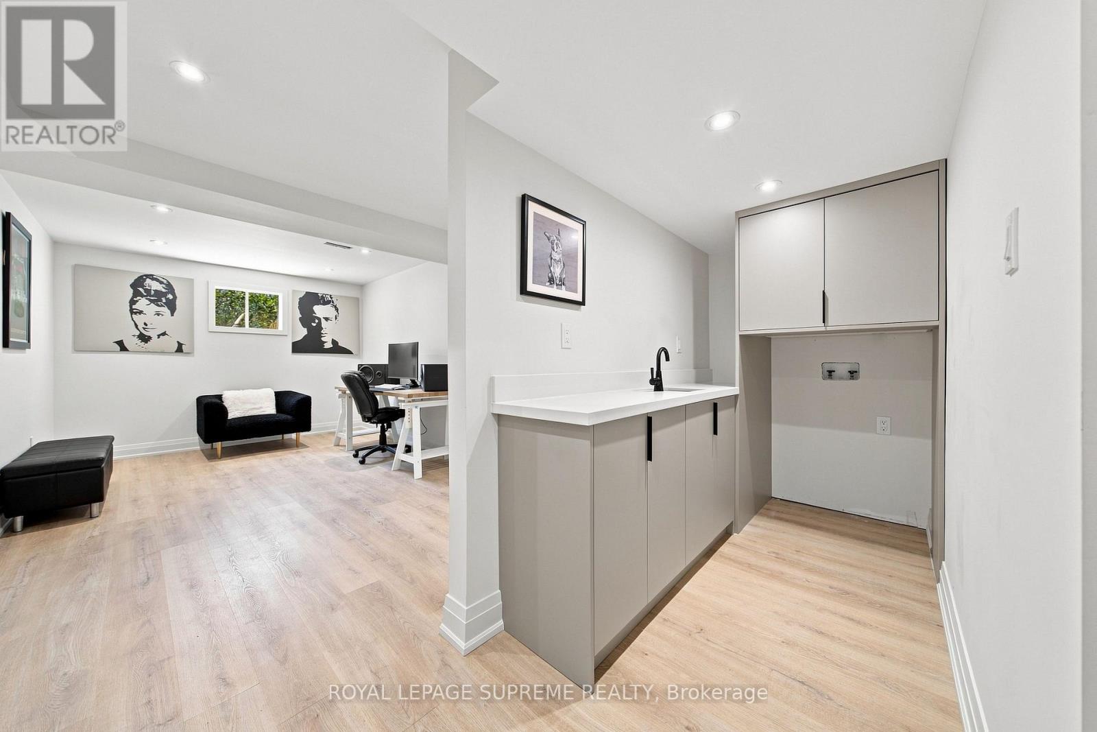 26 CROWN CRESCENT - 36