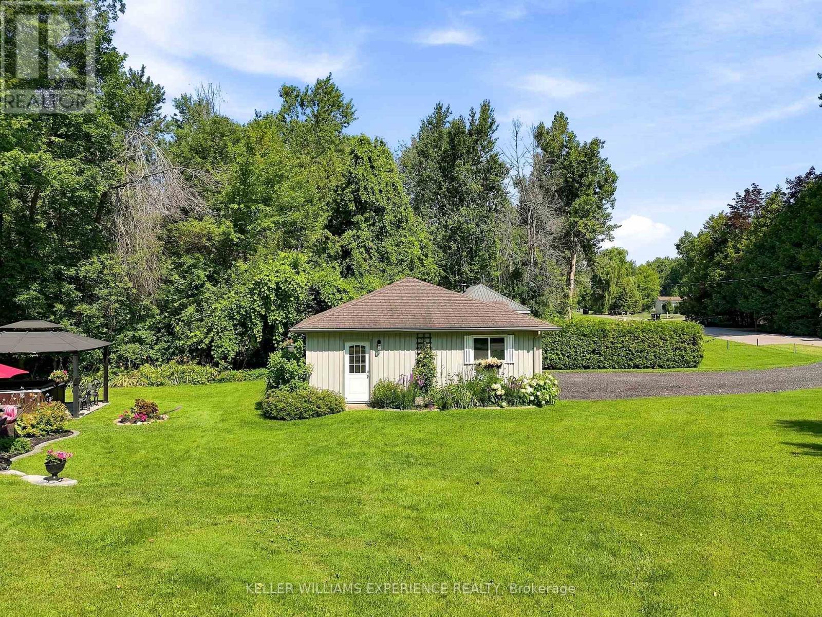 2438 AMIGO DRIVE - 42