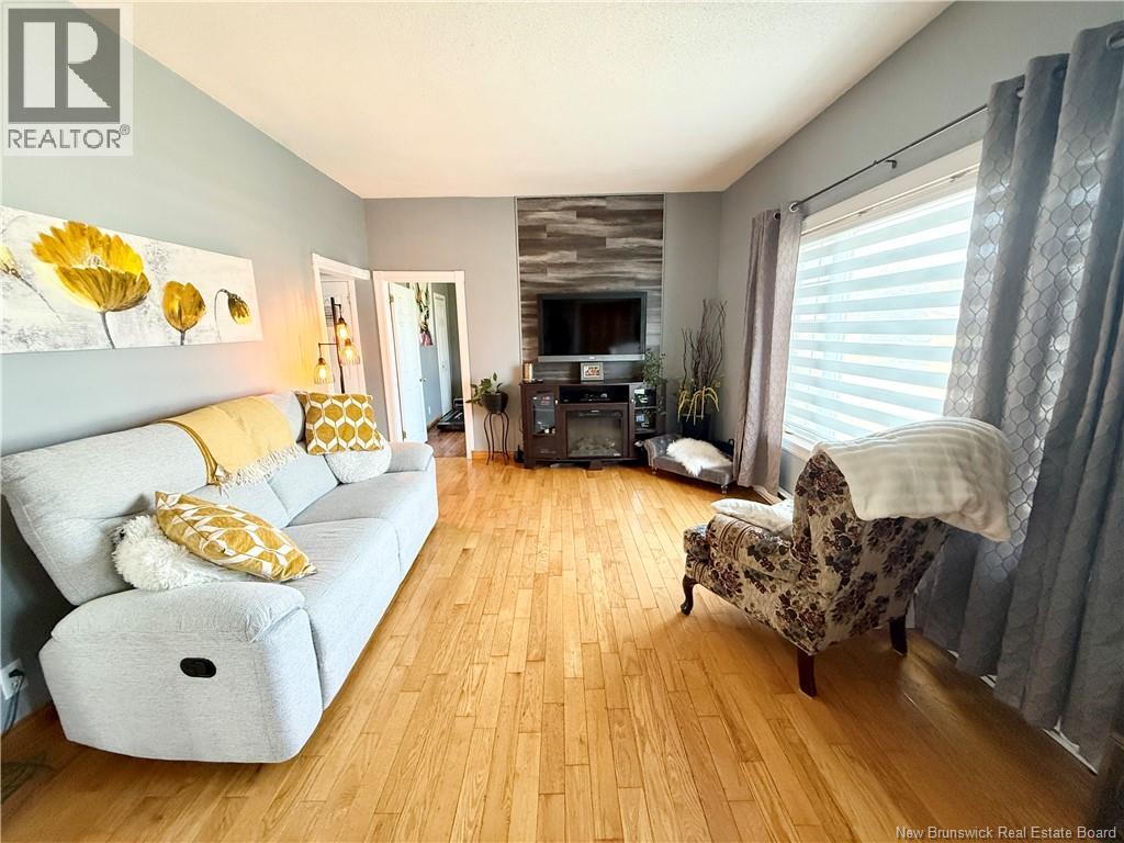 565 St Simon - 10
