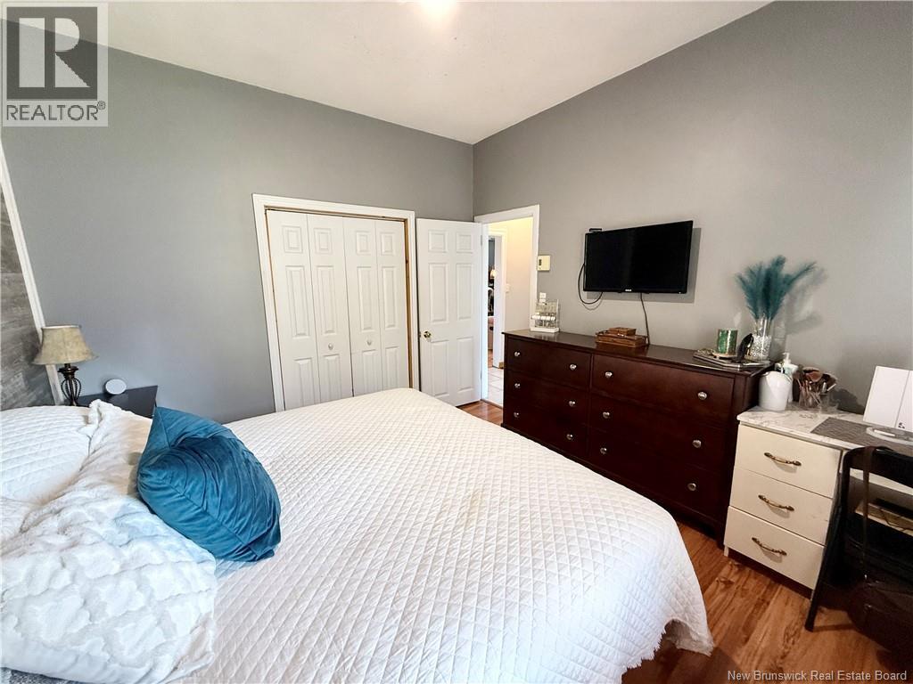 565 St Simon - Image 20