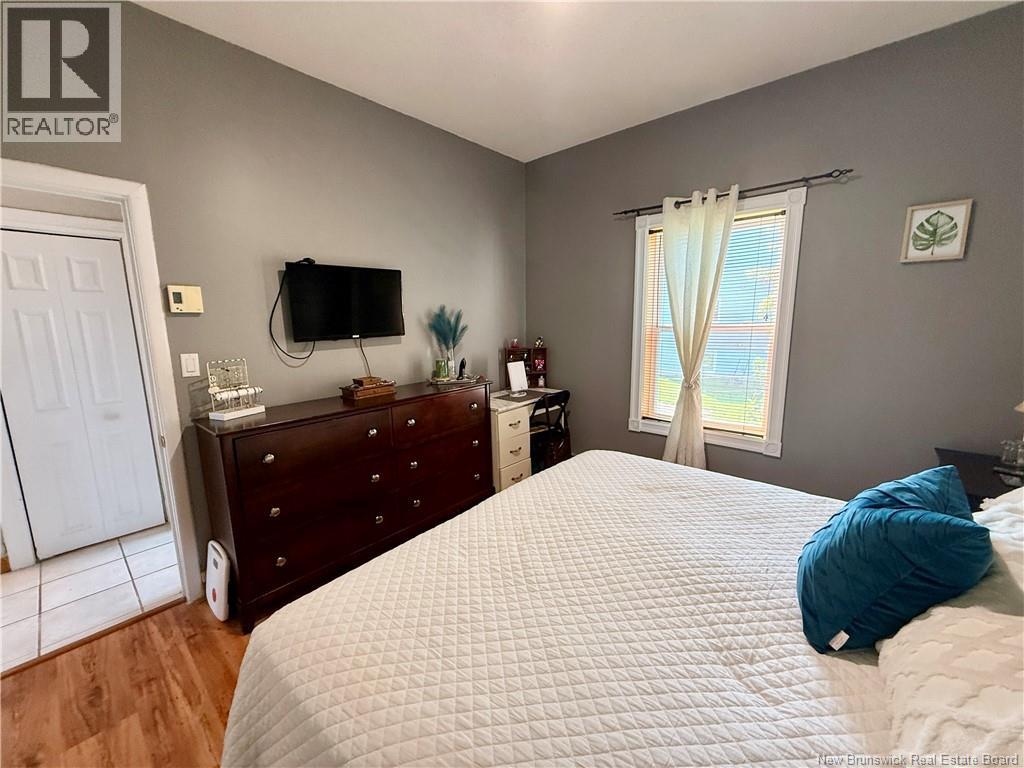 565 St Simon - Image 21