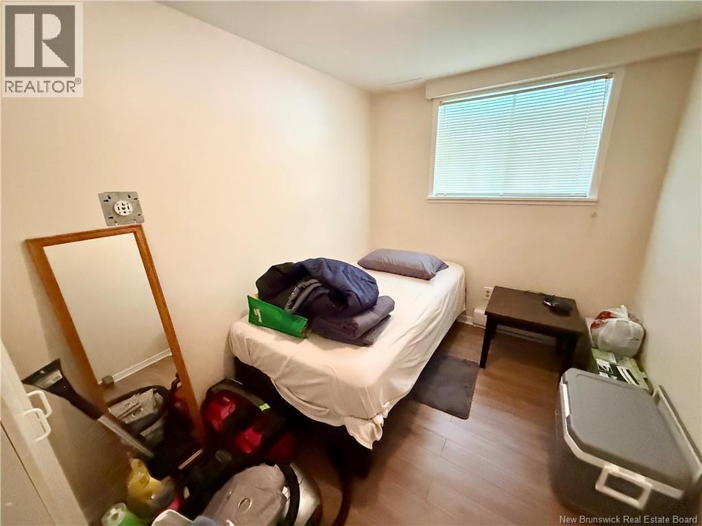 565 St Simon - 25