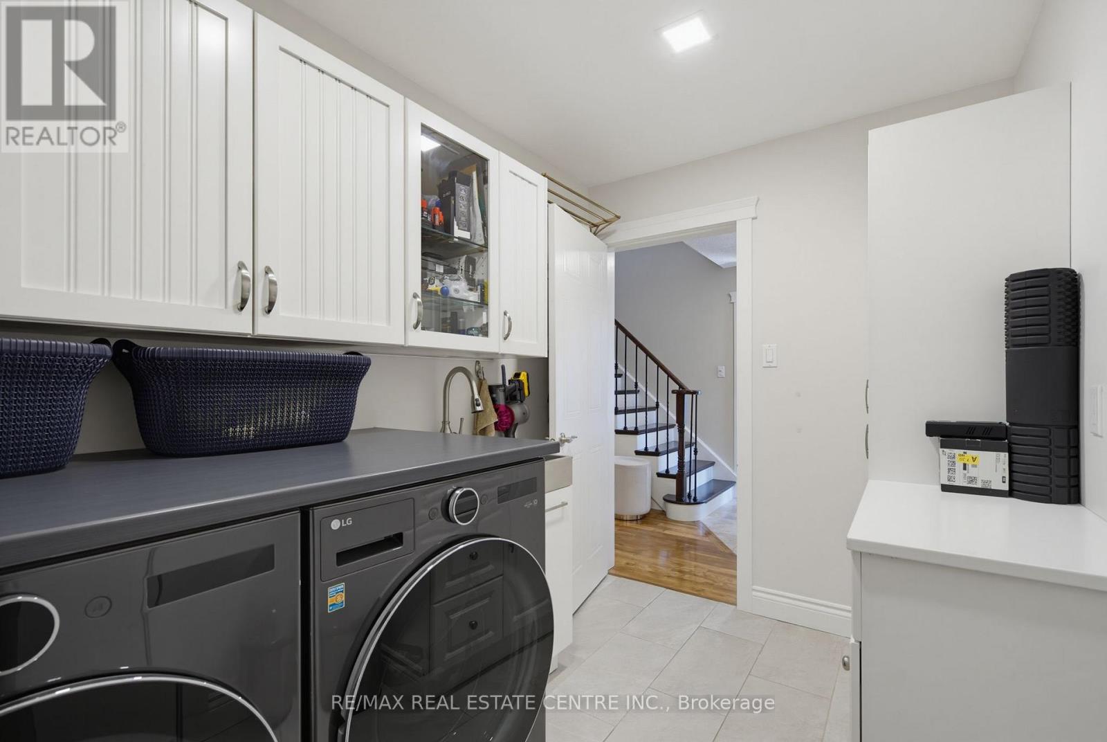 260 LISA MARIE DRIVE - 18