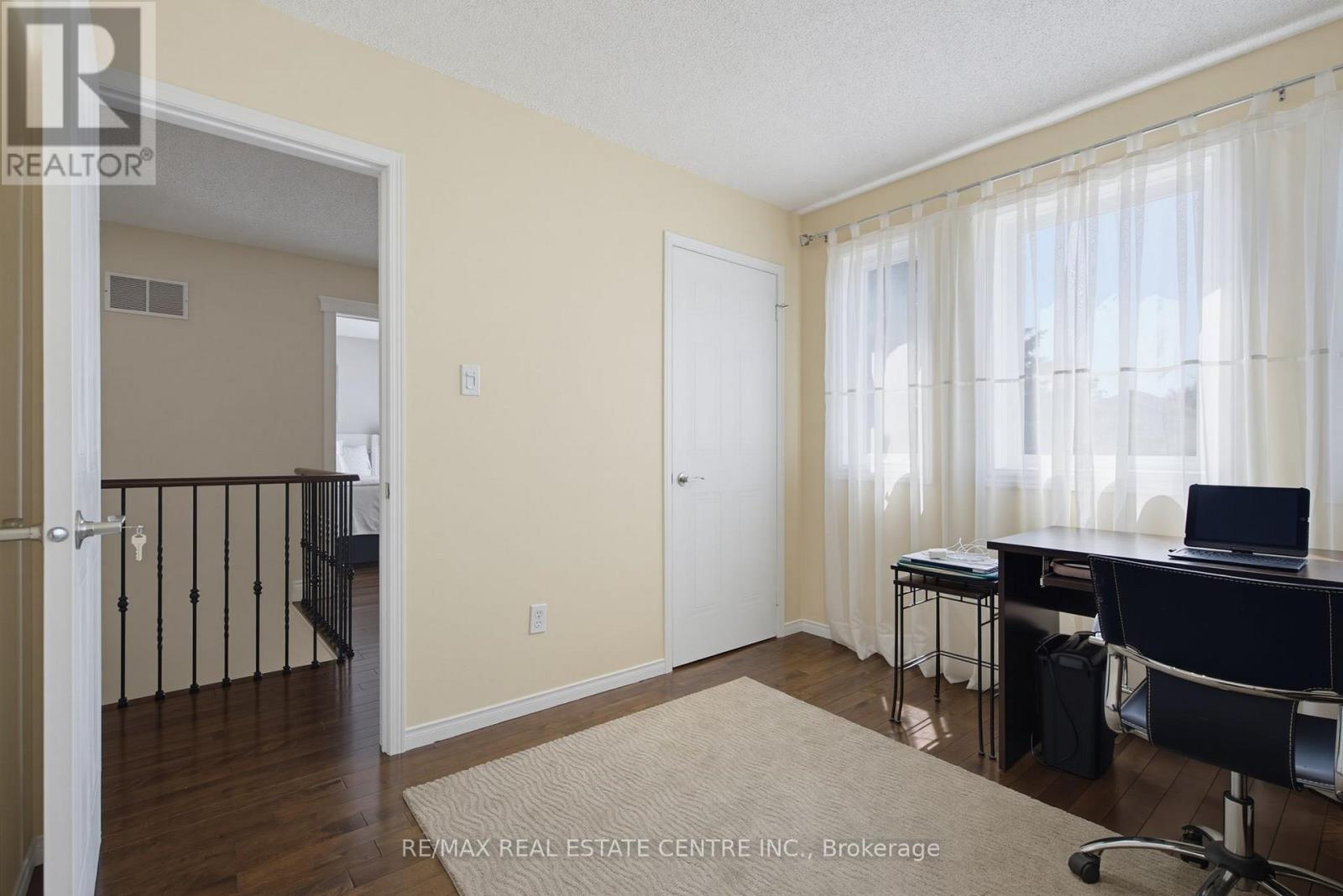 260 LISA MARIE DRIVE - 28
