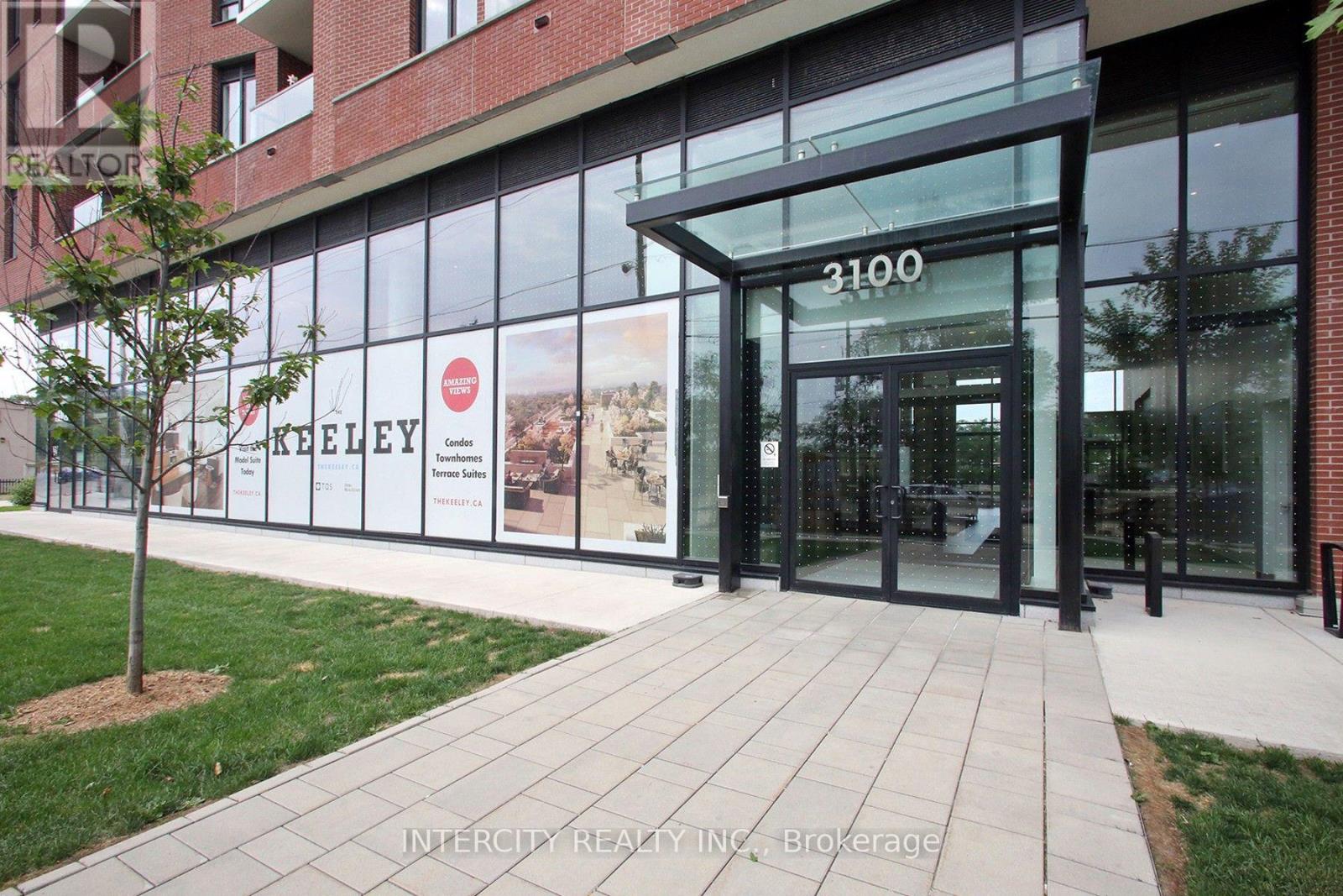#1201 3100 KEELE STREET - 2