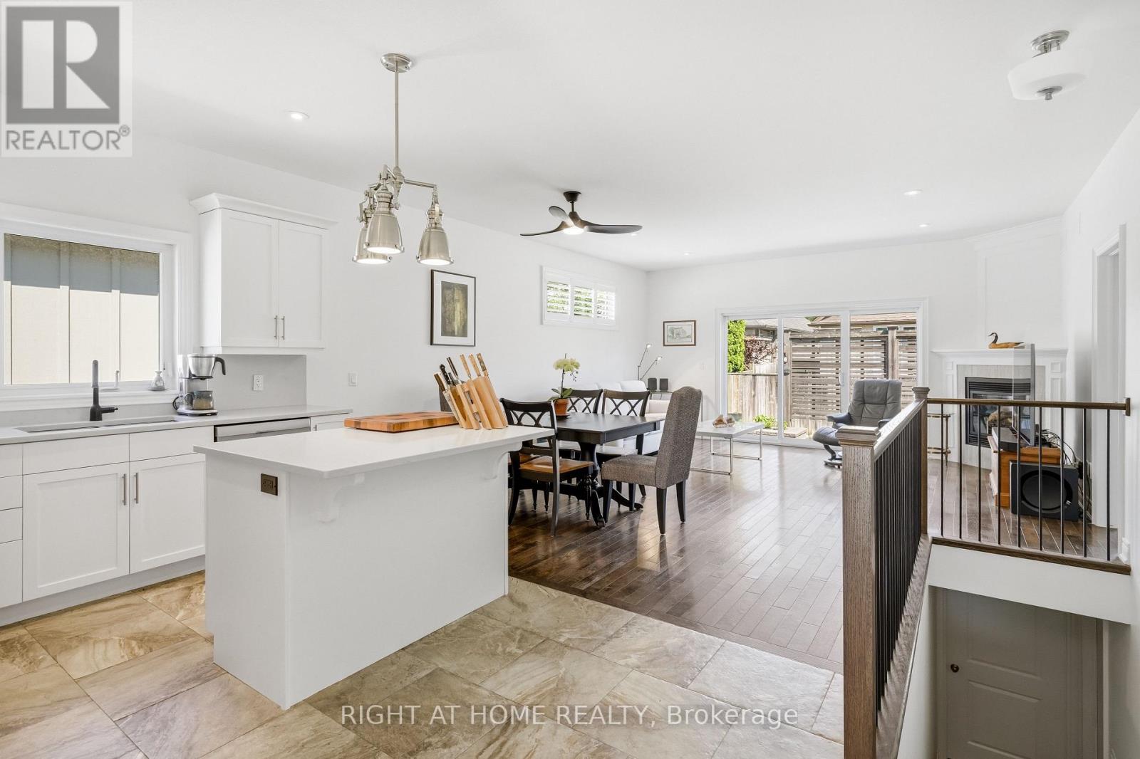 25 RIESLING DRIVE - 11