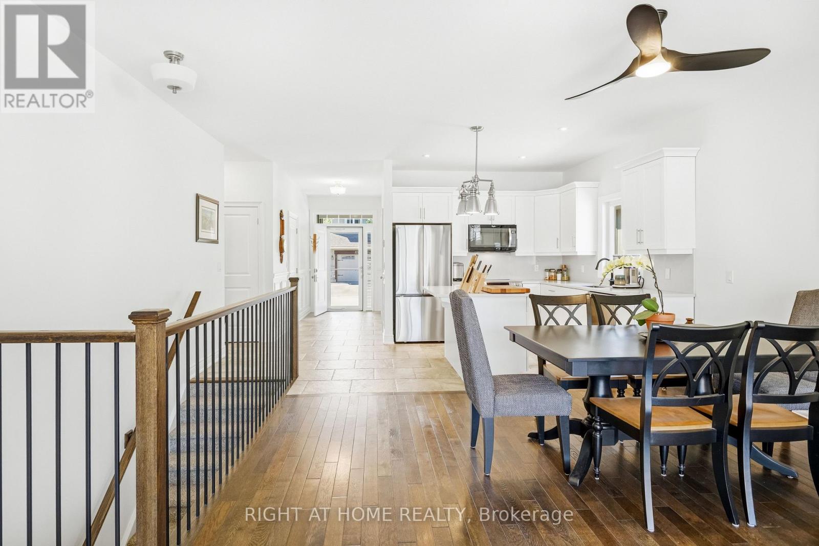 25 RIESLING DRIVE - 19