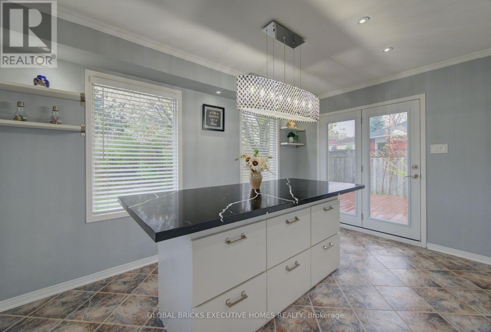 35 ATTWOOD DRIVE - 14