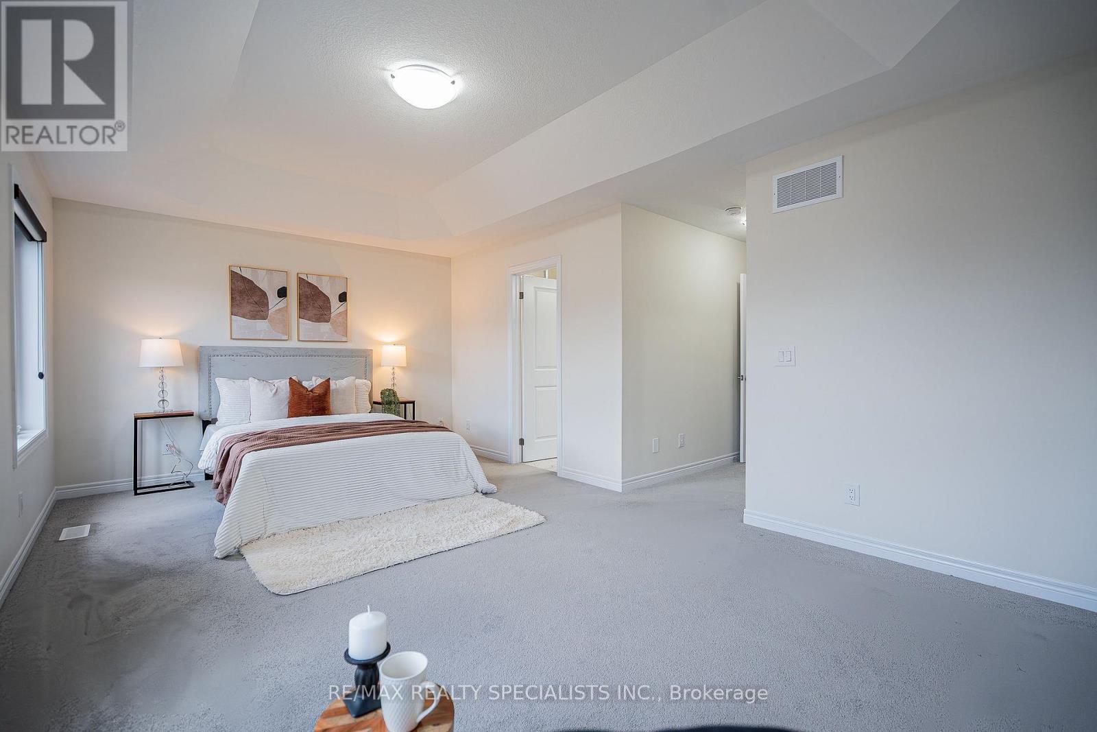 225 BROADACRE DRIVE - 22