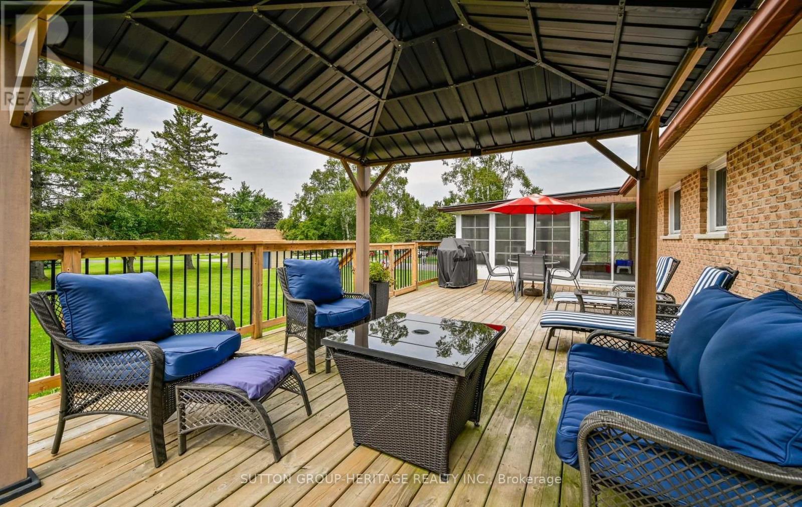 25 MANVERS DRIVE - 32