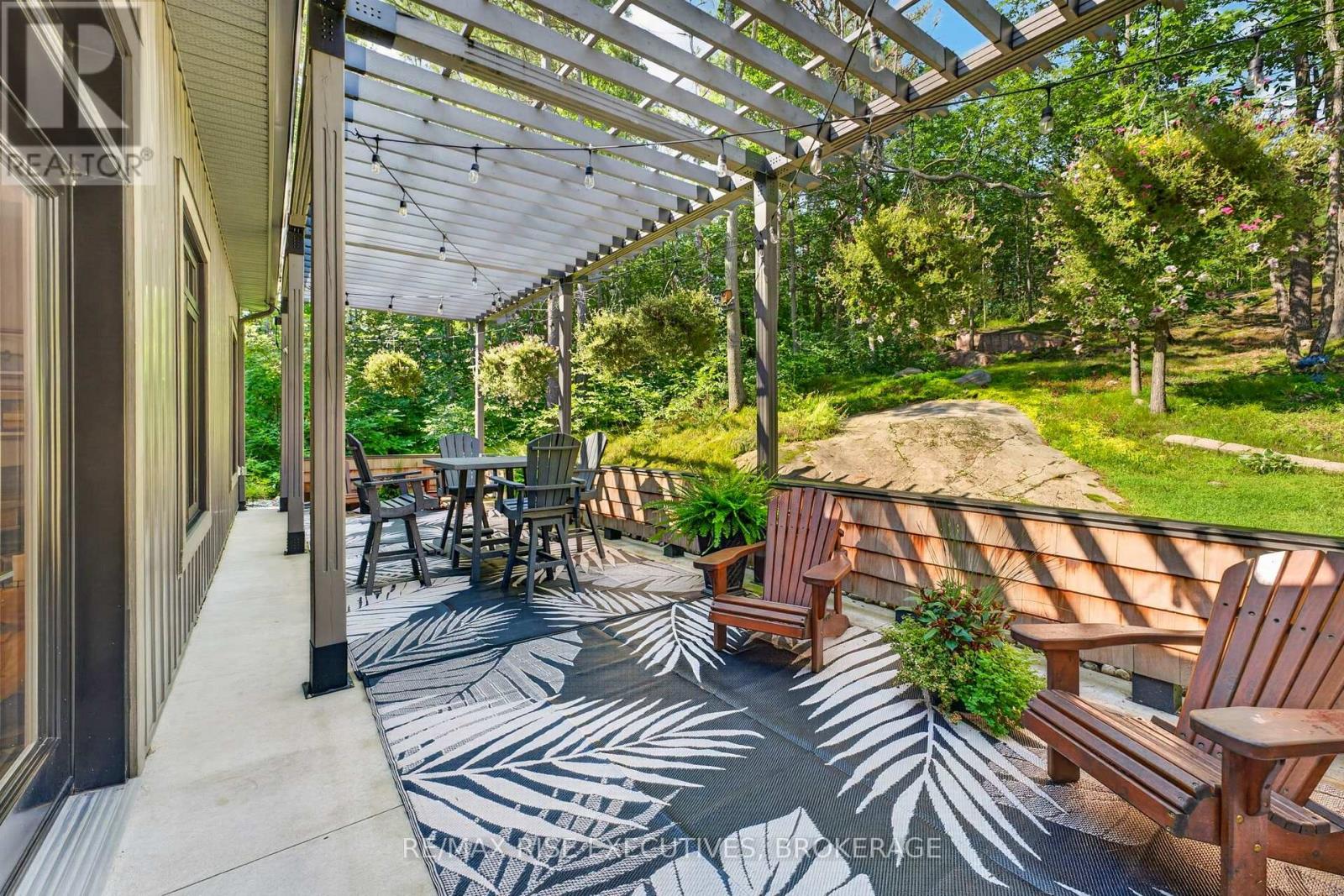 4 HEADLANDS WAY - Image 38
