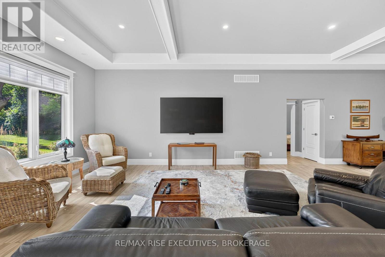 4 HEADLANDS WAY - Image 5