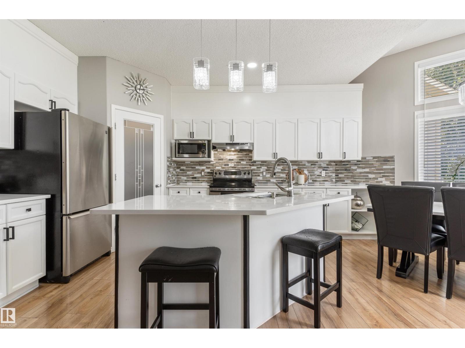 1235 ORMSBY LN NW - 12