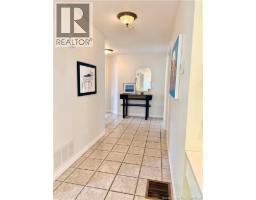 Living room - 33 Amy Street, Miramichi, NB E1V5Z2 Photo 11