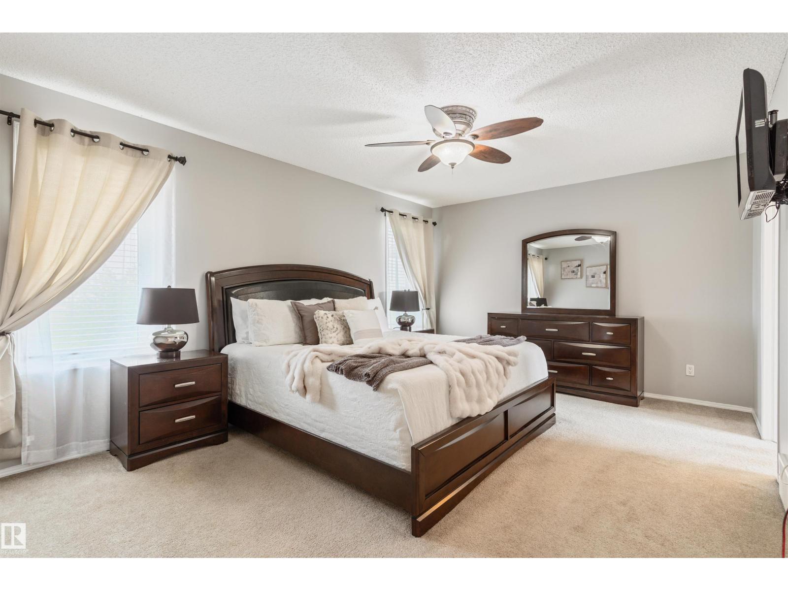 1235 ORMSBY LN NW - 26