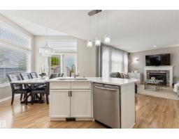 1235 Ormsby Ln Nw, Edmonton, AB T5T6R2 Photo 15