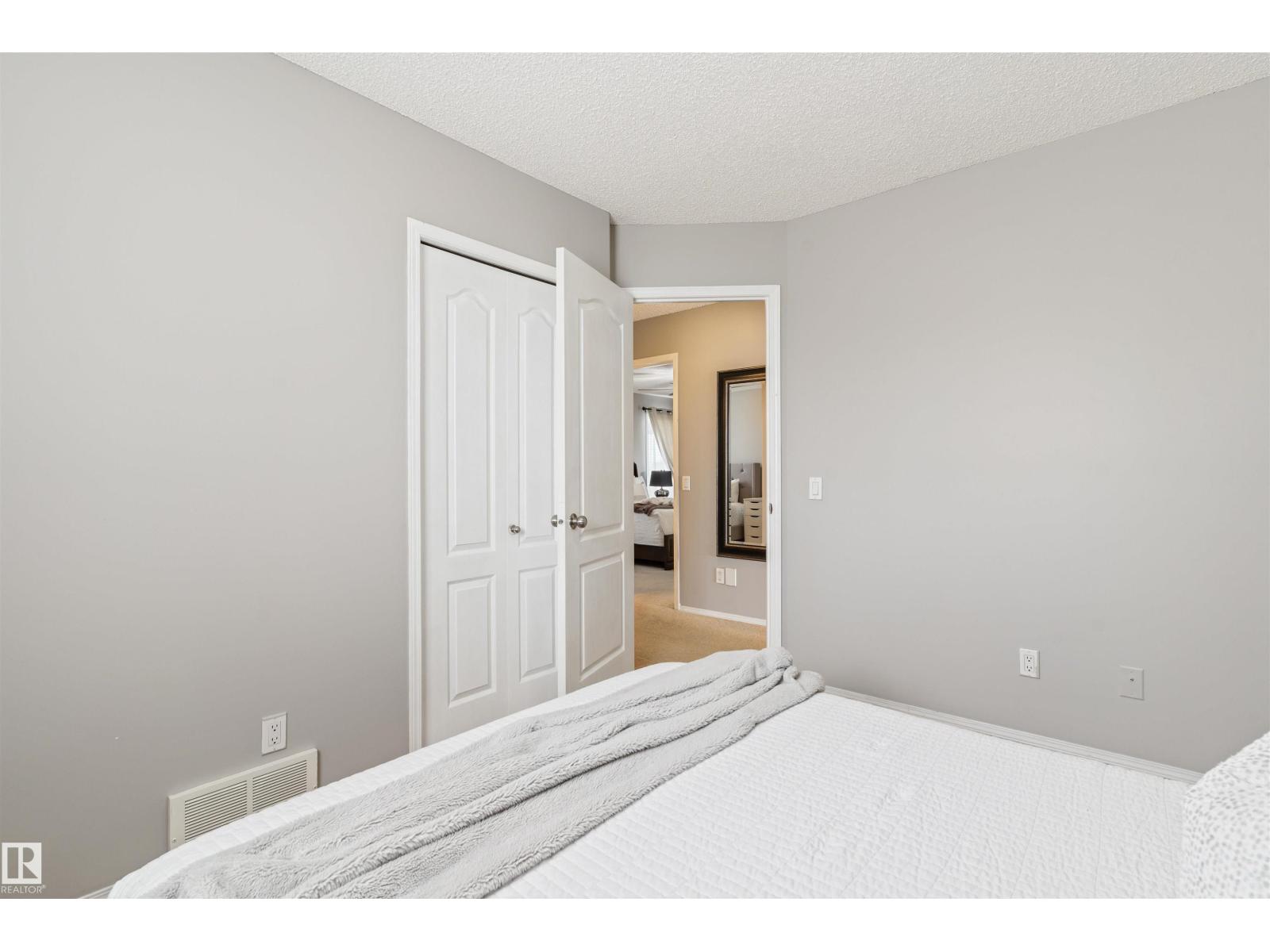 1235 ORMSBY LN NW - Image 35