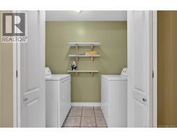 Foyer - 33 Amy Street, Miramichi, NB E1V5Z2 Photo 14