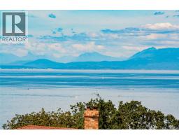 3588 Oakridge Dr, Nanaimo, BC V9T1M4 Photo 8
