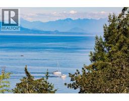 3588 Oakridge Dr, Nanaimo, BC V9T1M4 Photo 9