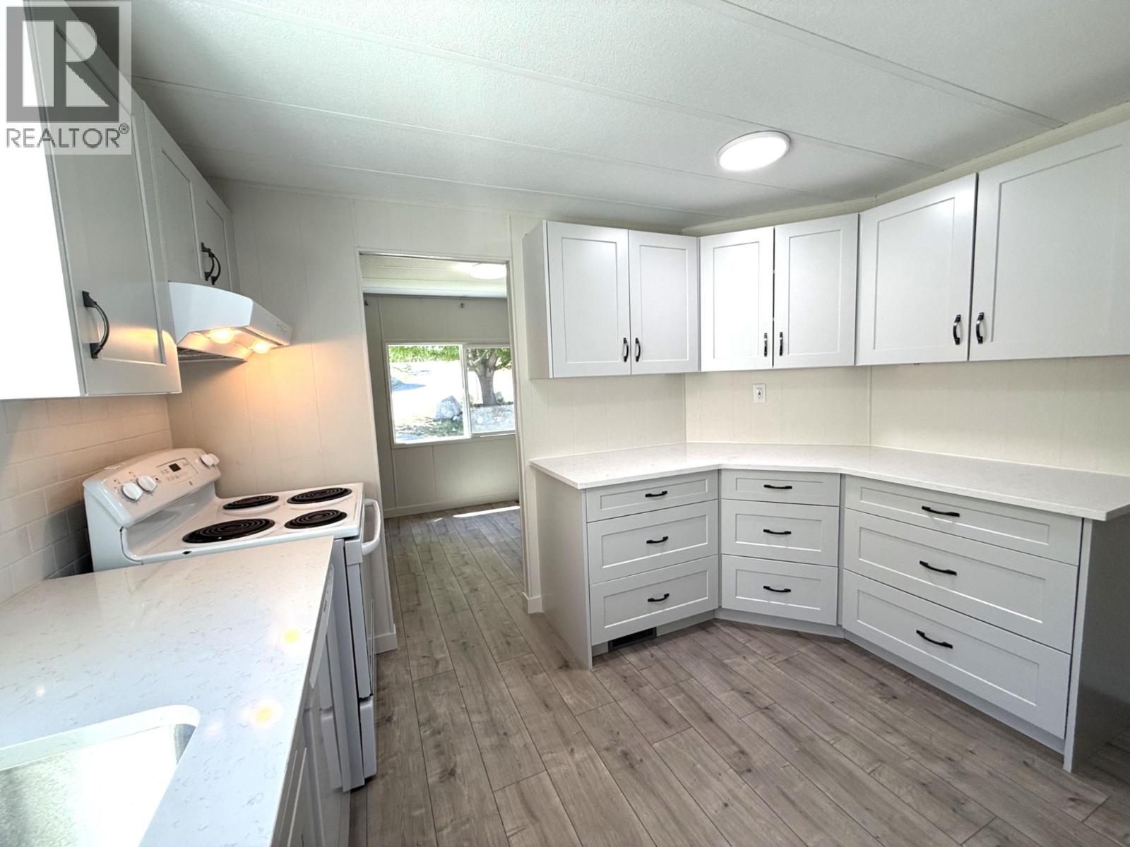 8712 Steuart Street Unit# 56, Summerland — photo 3