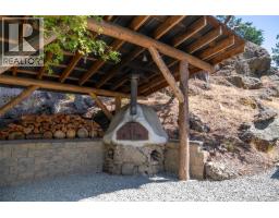 9919 Southlands Dr, Pender Island, BC V0N2M3 Photo 47