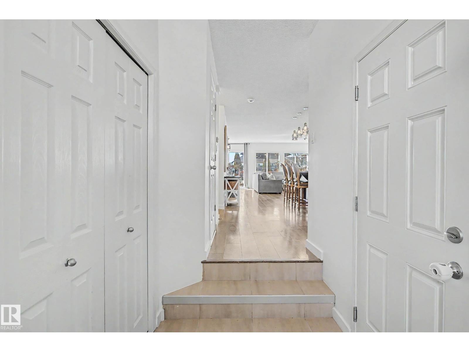 2083 CHALMERS WY SW - Image 13