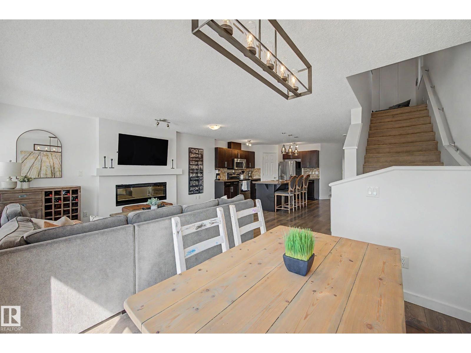 2083 CHALMERS WY SW - Image 24