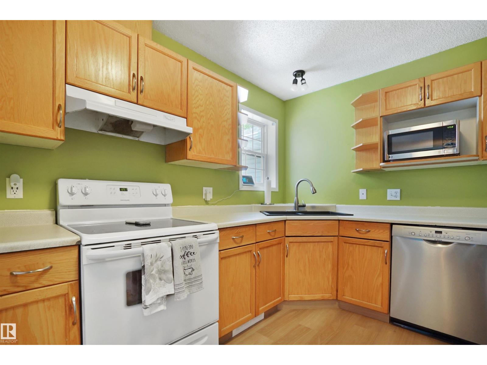 #46 3311 58 ST NW - Image 8