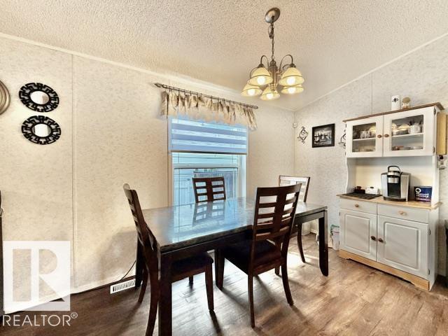 4814 48 AV - Image 11