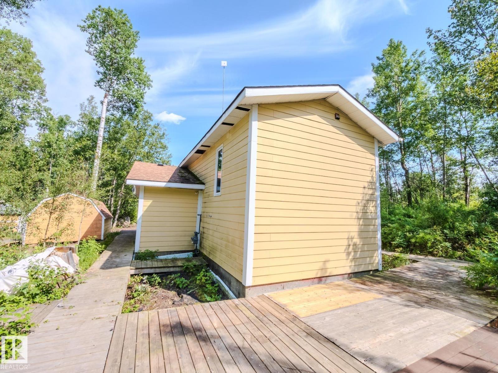 #146 53051 RGE ROAD 211 - Image 17