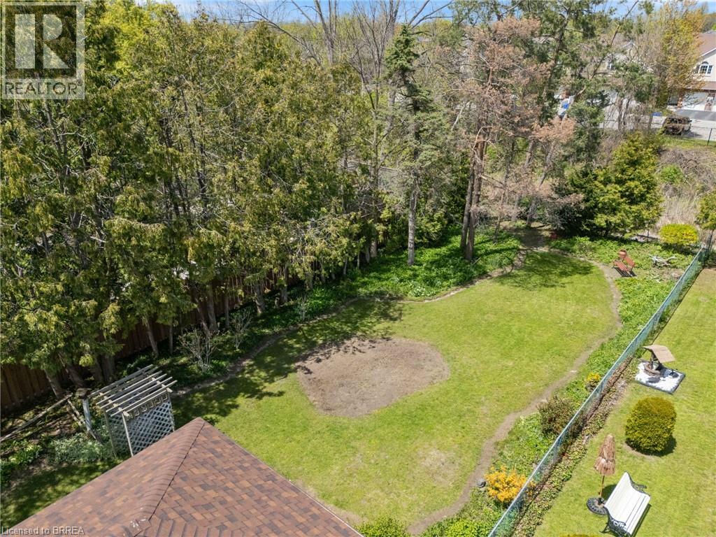 404 GREY Street - 2