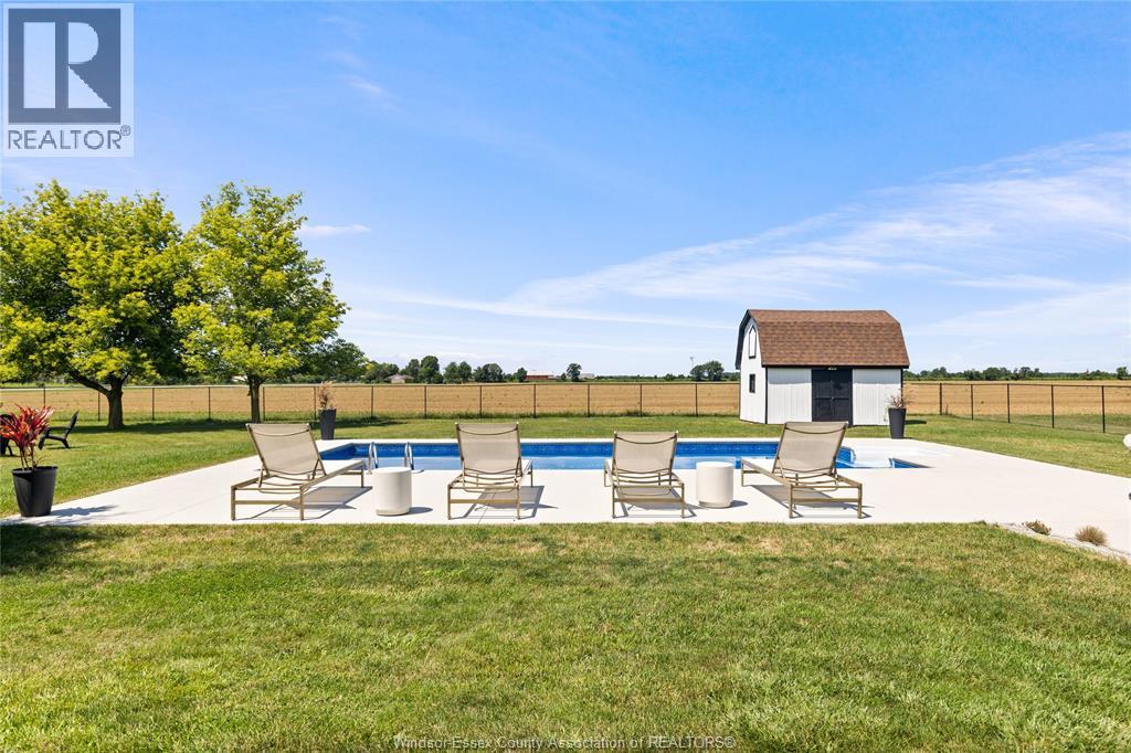 4259 GRAHAM Sideroad - 42