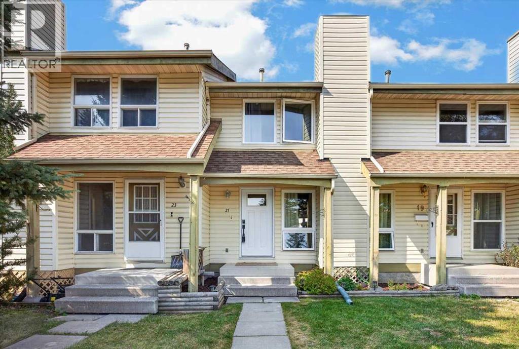 21 Woodhill Court SW - 3