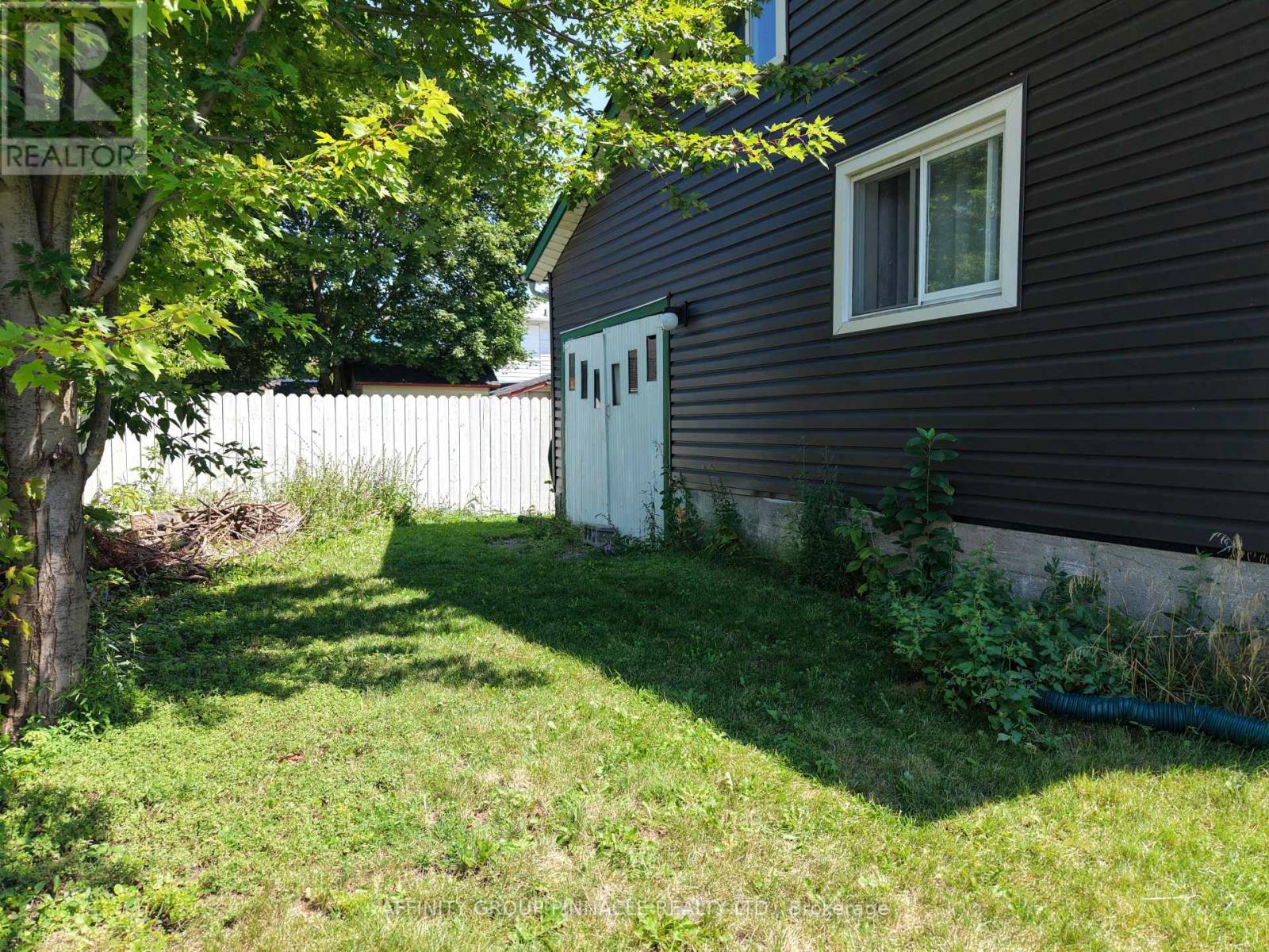 68 KING STREET - 43