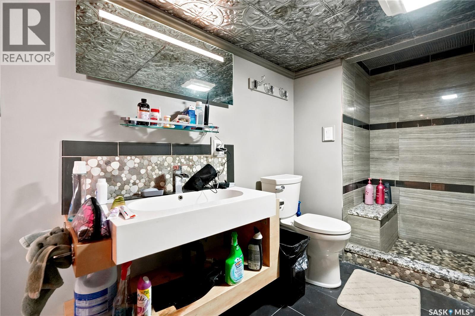 2520 Elliott STREET - Image 38