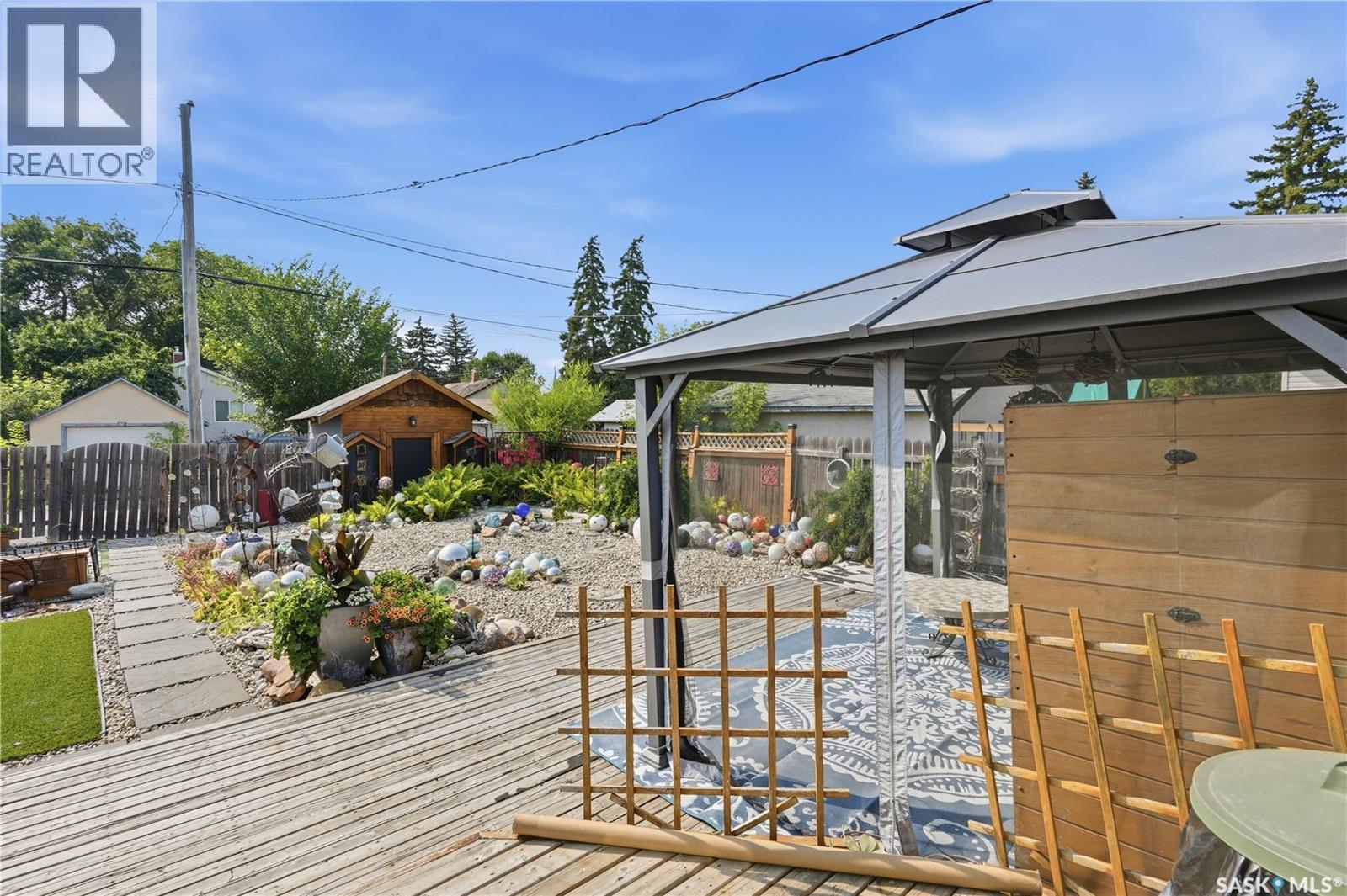 2520 Elliott STREET - Image 40