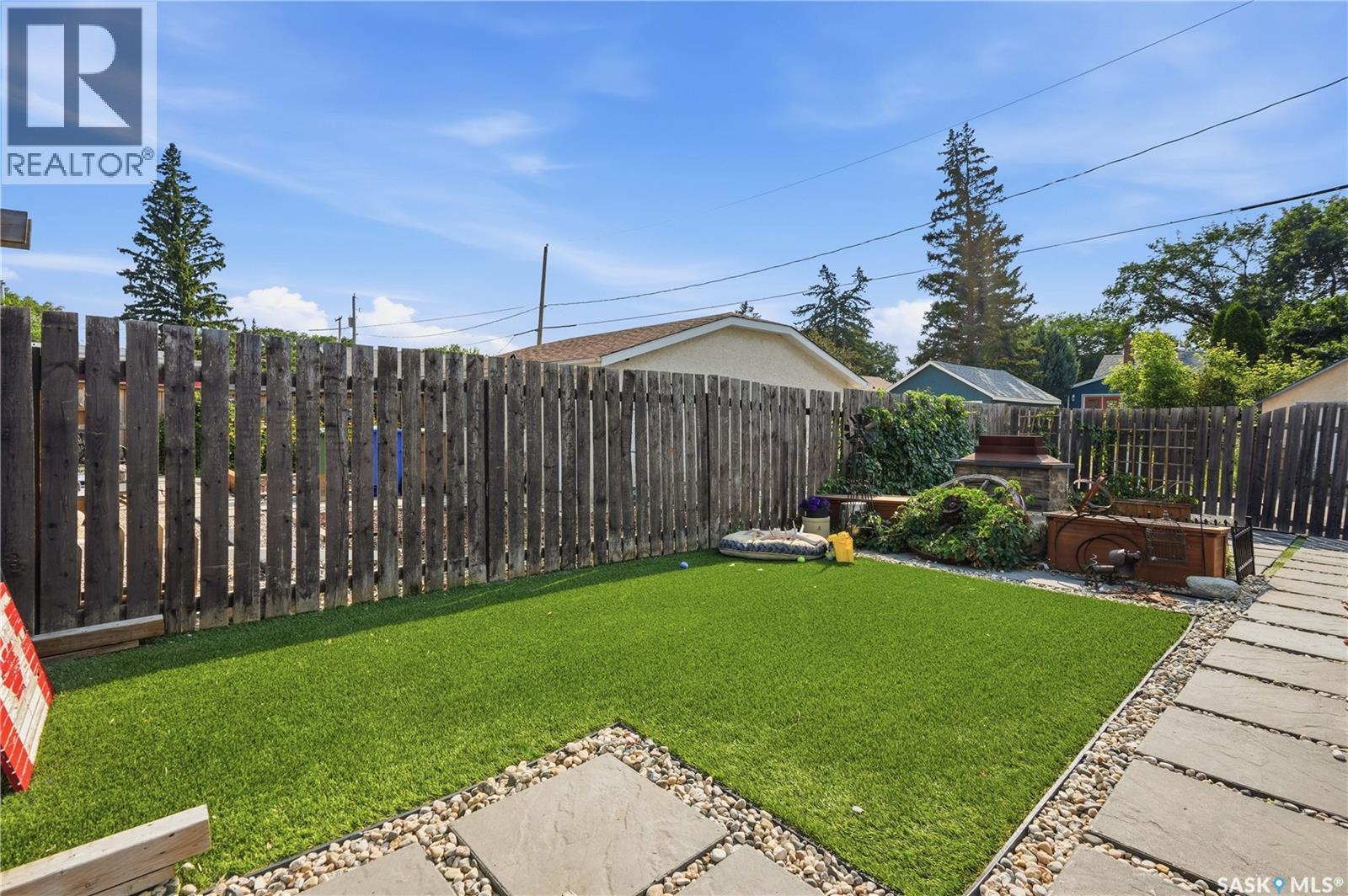 2520 Elliott STREET - Image 45