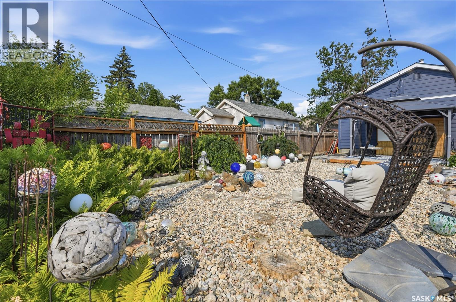 2520 Elliott STREET - Image 47