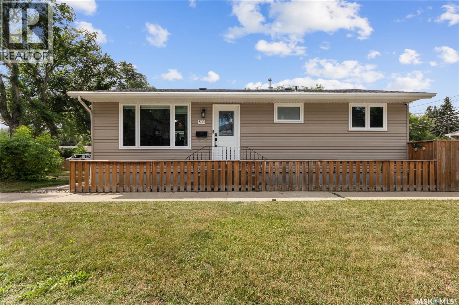 802 31st STREET W