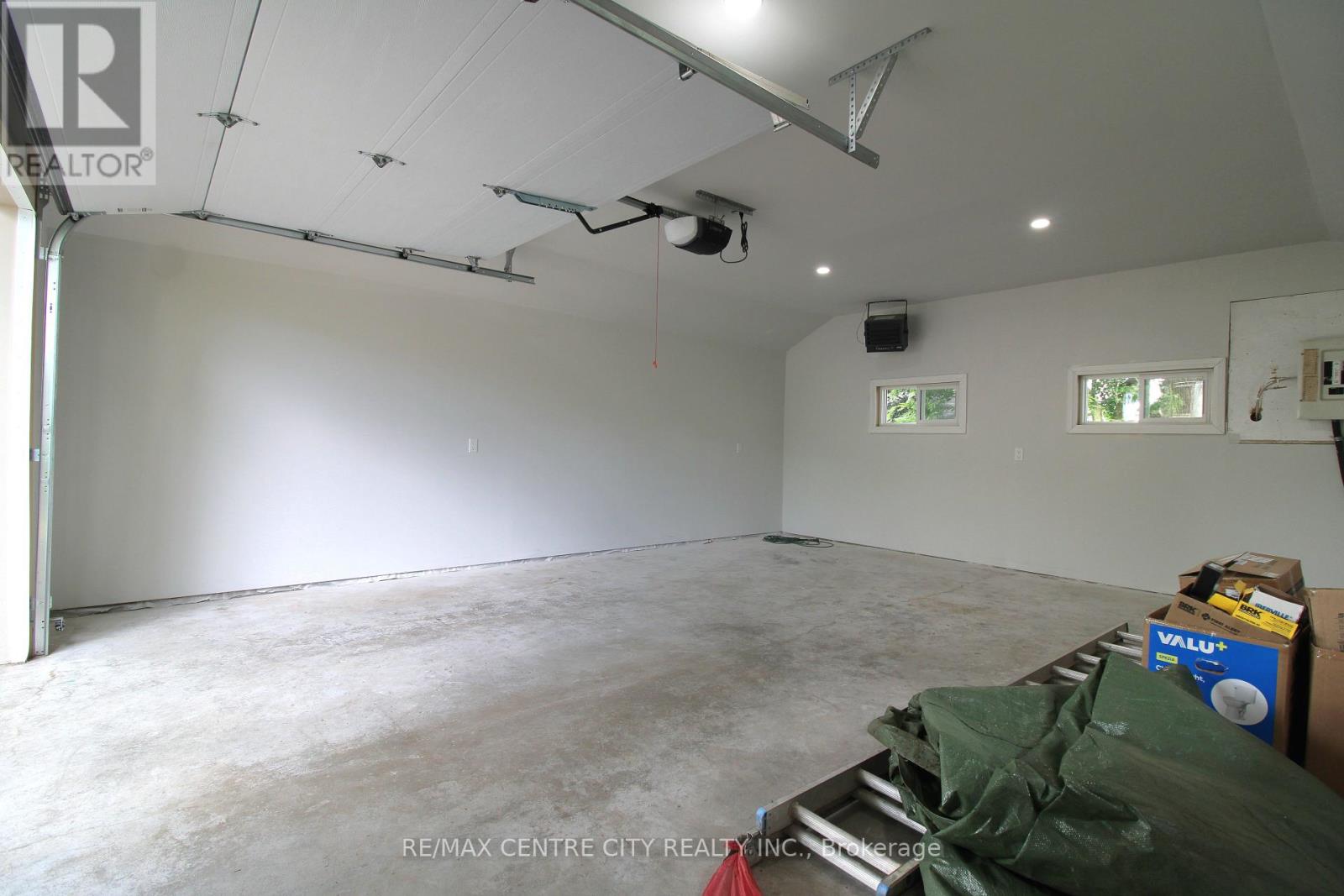 118 DELAWARE STREET - Image 19
