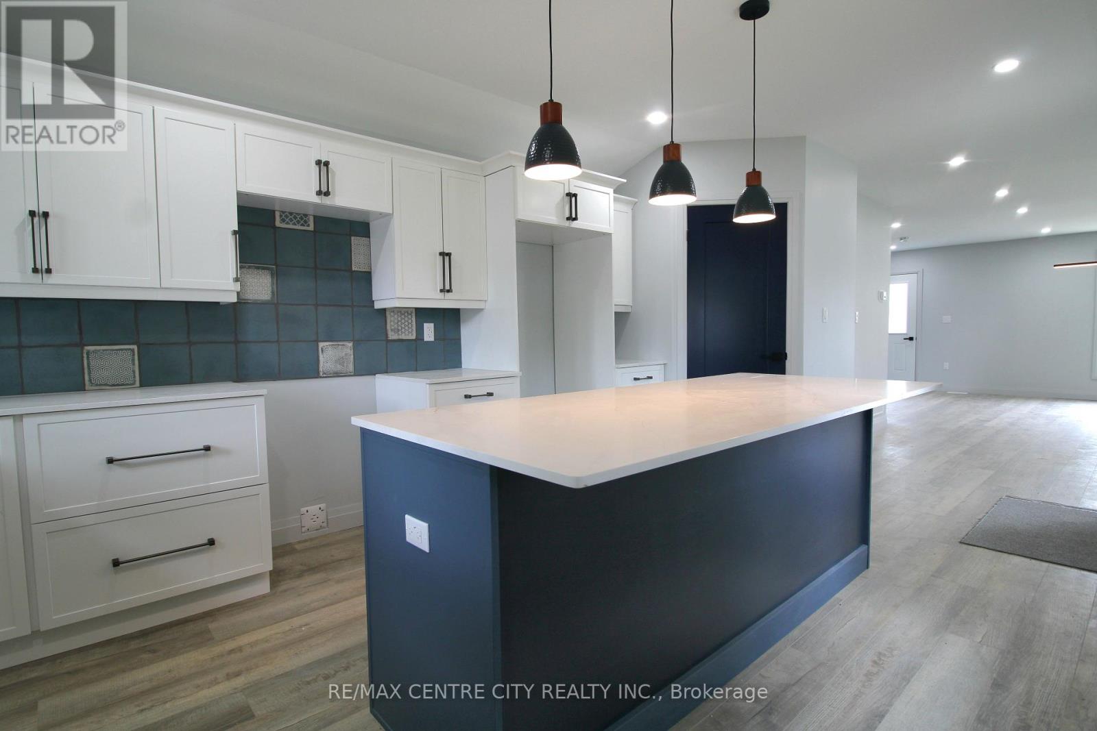118 DELAWARE STREET - Image 5